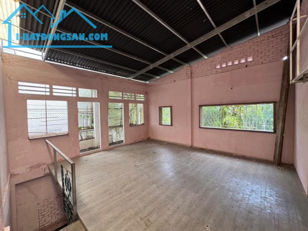 MT kinh doanh Trần Nguyên Đán, Quận 1.👉 nhà cũ phù hợp cải tạo, xây mới. 45M2👉 13,5 Tỷ - 3