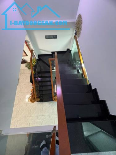 🏠 Nhà Đẹp Mặt Tiền – Nguyễn Ảnh Thủ, Q12 – Ngay Bến Xe Buýt Hiệp Thành – Giá Nhỉnh 5 Tỷ - 3