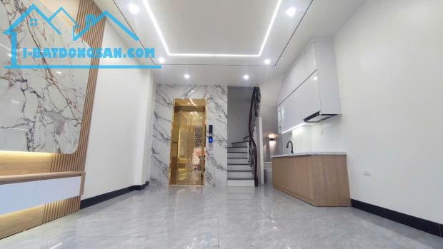 B.a.n nhà đẹp Mậu Lương - vị trí lô góc, thoáng sáng, kinh doanh tốt, 35m giá 7 tỷ.