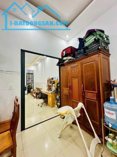 Bán nhà đẹp, sổ riêng gần KDC Tân Phong, đường 6m thông chỉ 2tỷ350 - 4