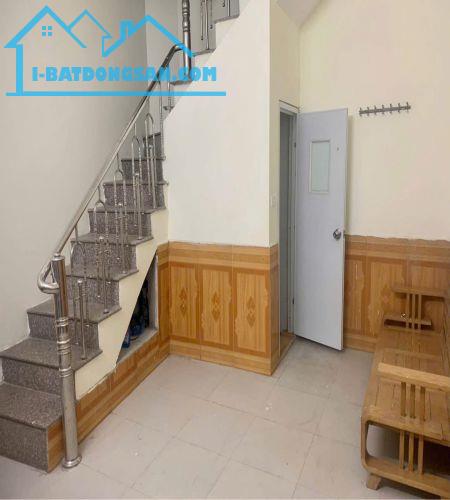 Cho thuê nhà riêng tại Ngõ Văn Hương. Thích hợp cho hộ gia đình - 3