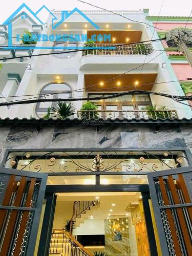 Mặt tiền Cách Mạng Tháng 8 | 4 lầu thang máy | DT: 4,05x24m | giá đầu tư hấp dẫn