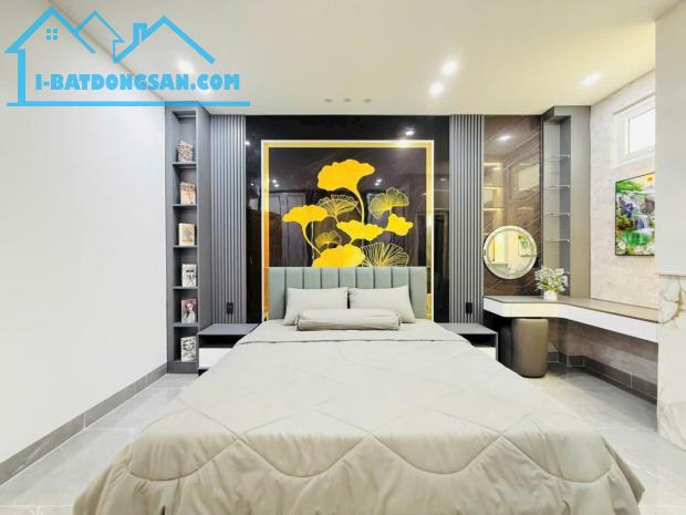 Mặt tiền đường số 9 P.9 GV - 8 tầng 96m2 - Full nội thất , thang máy - 3