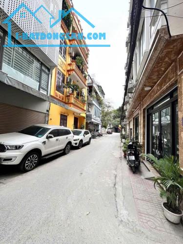 NHÀ MỚI ĐẸP 7 TẦNG THANG MÁY - PHỐ TRUNG KÍNH, CẦU GIẤY - 66M² - Ô TÔ - KD TỐT - GIÁ 24.5