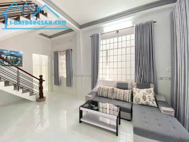 Mặt tiền Phạm Văn Chiêu P.9 GV - 3 tầng 110m2 - Nhỉnh 16 tỷ - 2
