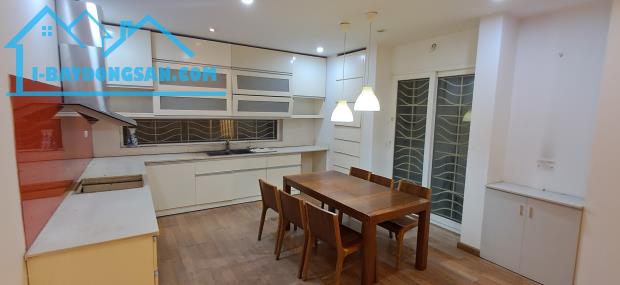 Cực Phẩm Ôtô đỗ-Phố Linh Lang (Liễu Giai, Kim Mã Thượng) 79m/ 5Tầng/MT 4.3m-33 Tỷ - 3