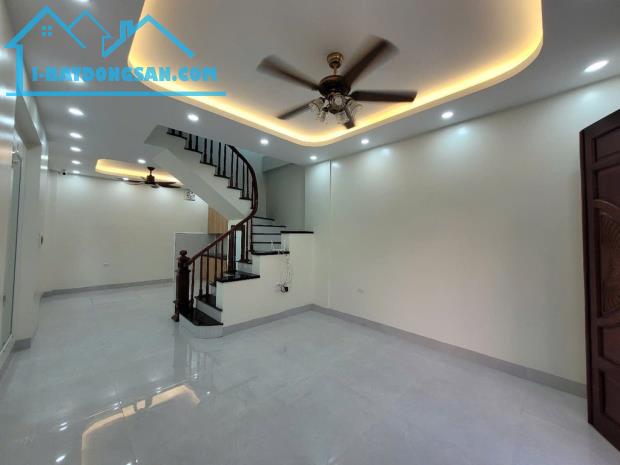 BÁN gấp 🏠XUÂN ĐỈNH – CHỈ HƠN 10 TỶ Diện tích: 63m² – 4 tầng – Mặt tiền gần 5m  Nhà đẹp, - 1