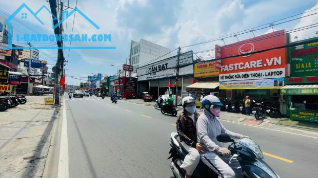 MẶT TIỀN KINH DOANH LÊ VĂN VIỆT – NGANG 17M – DÒNG TIỀN 2 TỶ/NĂM – GIÁ 202 TỶ