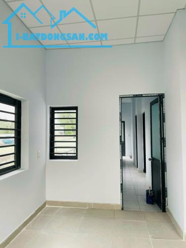Hơn 5 tỷ - nhà Q12 , HXH đỗ cửa , Ngang gần 5m  , Chủ tặng nội thất nhập  + Nhà riêng chủ - 1