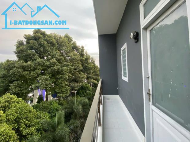 CẦN TRẢ NỢ NH BÁN GẤP NHÀ ĐẸP-HẺM XE HƠI THÔNG-CÁCH MT QUANG TRUNG P11 GV 40M - 4