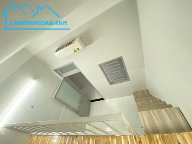 CẦN TRẢ NỢ NH BÁN GẤP NHÀ ĐẸP-HẺM XE HƠI THÔNG-CÁCH MT QUANG TRUNG P11 GV 40M