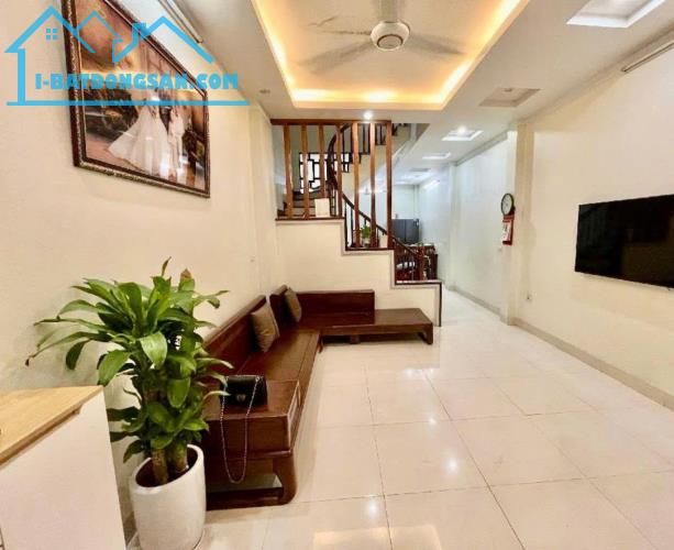 BÁN NHÀ ĐẸP YÊN LỘ-YÊN NGHĨA - DÂN TỰ XÂY 45M2 - Ô TÔ CÁCH NHÀ 5M