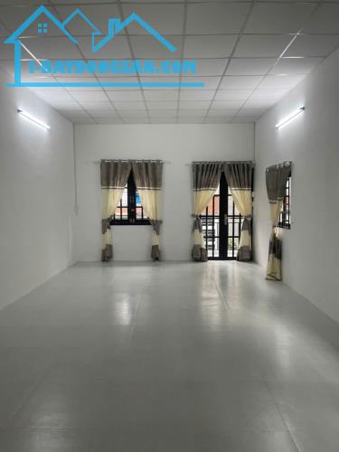 Bán gấp nhà 2 mặt hẻm Ông Ích Khiêm P.5 Quận 11 - 2