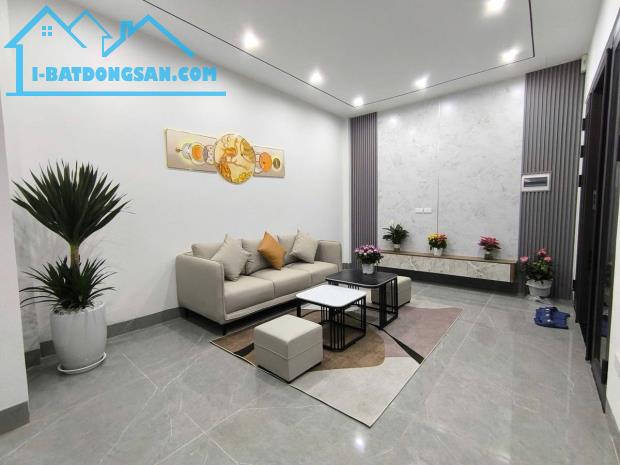 Nhà Đẹp 5 Tầng tại Ngọc Thụy Long Biên MT Hoa Hậu , Vị Trí Kim Cương, Giá Đầu Tư | 6,2Tỷ