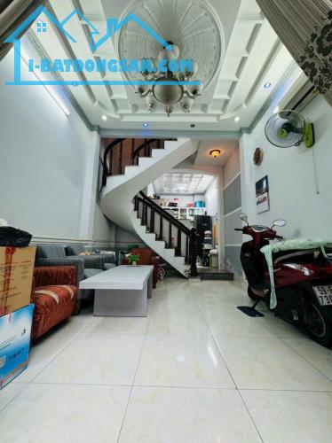 HẺM 6M THÔNG QUANG TRUNG - XE 2 HƠI TRÁNH - 4 TẦNG MÁI ĐÚC - GẦN EMART 2 - Chỉ 4,8 TỶ TL - 2