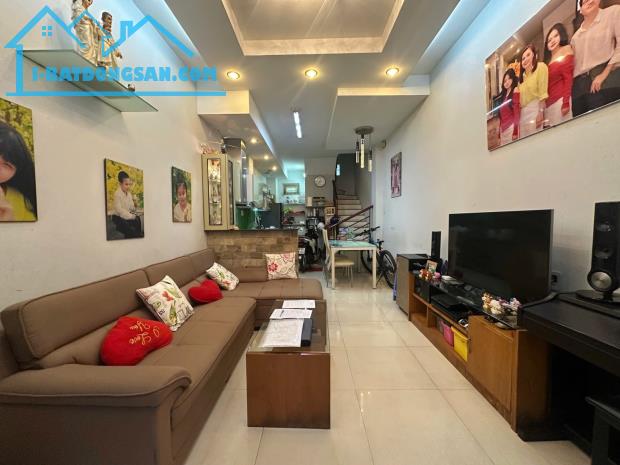 BÁN NHÀ NGUYỄN ĐÌNH CHIỂU - QUẬN 3 - HẺM Ô TÔ - DT:40M2 - 4 TẦNG, 4PN - CHỈ 8,7 TỶ - 1