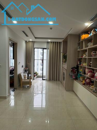 Bán căn hộ Chung Cư CT36B, View Hồ. 2 Ngủ mới đẹp, DT68m2. Giá 4.5 Tỷ - 1