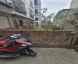 5. **"Đầu tư sinh lời cao với lô góc 70m2 pháp lý rõ ràng.