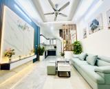Bán nhà ngõ 150 Tân Khai Hoàng Mai, 30m² x 5 tầng, full nội thất, gần phố, giá chỉ 6.45 tỷ