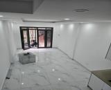 Bán nhà Nguyễn Phúc Lai lô góc dân xây nhà đẹp thoáng ,căn hộ dịch vụ ,an sinh tốt 30m giá