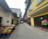 Bán nhà Nguyễn Khang 82m2 - 2 Tầng - Hơn 8 tỷ