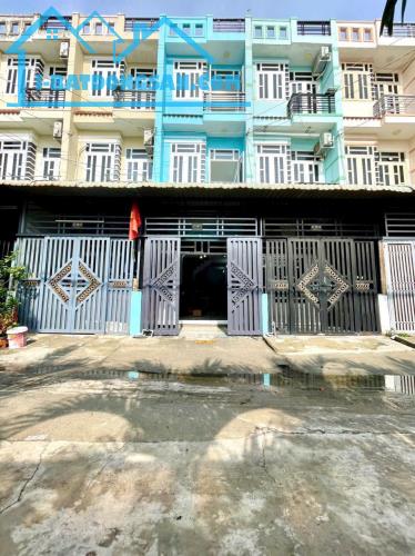 Bán Nhà Ngay Trường Nguyễn Văn Thệ 1 trệt 2 lầu 4PN-Đường 6m- DT 3,2x14m tặng full nội