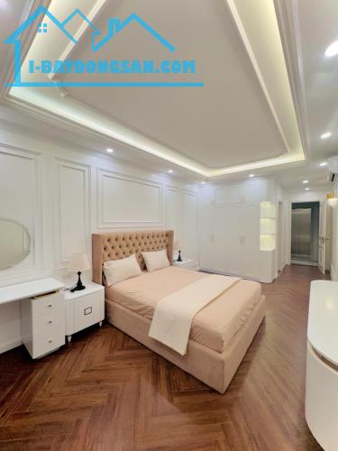 Bán nhà phố Yên Lạc, Hai bà Trưng 41m, 5 tầng. Giá: 14.8 tỷ. LH: 0937158386 - 3