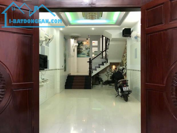 Chính chủ bán nhà 2 tầng trên 72m2 đất - Mặt tiền đường lớn Thống Nhất - Giá thiện chí 9.5 - 1