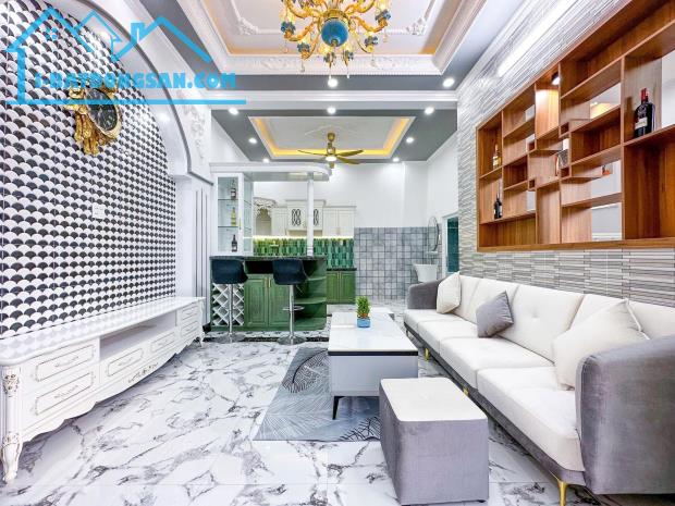 BÁN NHÀ 1T1L đúc, TUYỆT ĐẸP - FULL NỘI THẤT, HIỆN ĐẠI & SANG TRỌNG - 3