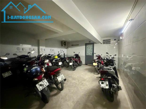 Nhà Dòng tiền 32tr/tháng,Song Hành, trung tâm Trung Mỹ Tây, Q12,dtsd: 216m2, giá 7,6 Tỷ TL