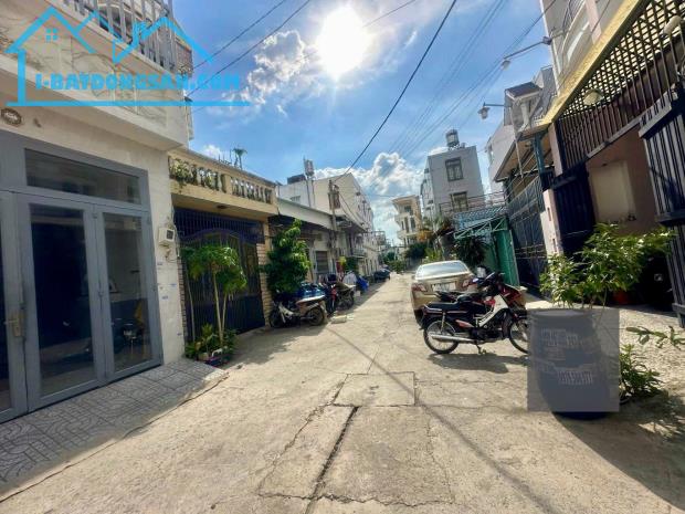 Nhà Dòng tiền 32tr/tháng,Song Hành, trung tâm Trung Mỹ Tây, Q12,dtsd: 216m2, giá 7,6 Tỷ TL - 1