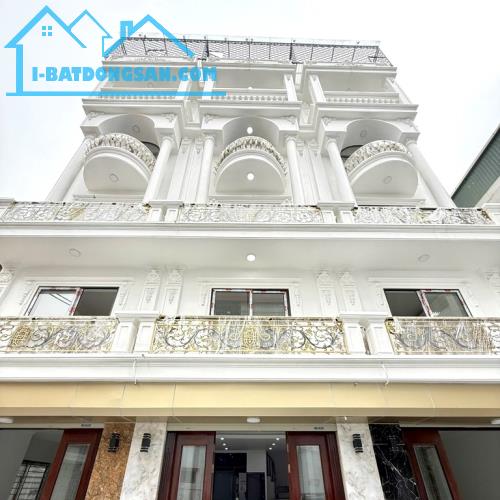 BÁN NHÀ PHÂN LÔ VĂN CHƯƠNG. 8 tỷ 30m2 6t thang máy, nhà mới tinh, sát phố, ô tô vào nhà