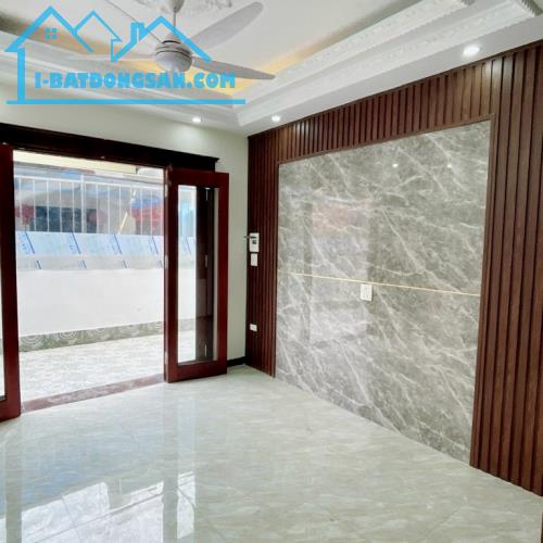 BÁN NHÀ PHÂN LÔ VĂN CHƯƠNG. 8 tỷ 30m2 6t thang máy, nhà mới tinh, sát phố, ô tô vào nhà - 1