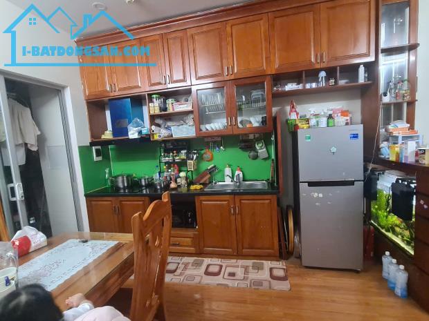 Bán chung cư Scitech Tower 304 Hồ Tùng Mậu cạnh Goldmark city 61m 2PN 2VS có nội thất sẵn - 1