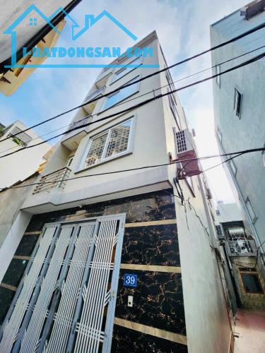 Bán nhà riêng Trần Cung, Bắc Từ Liêm, 55m, 5 tầng MT 5m Lô góc nhỉnh 9 tỷ