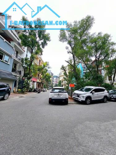 Bán nhà siêu hiếm phố Khương Trung mặt ngõ lô góc 3 mặt đường, dt 56m2 x 4tầng 17.5 tỷ