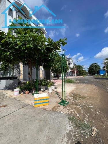 Bán đất mặt tiền 10m, khu Lê Bôi, quận 8, 5x21m, giá nhỉnh 5 tỷ