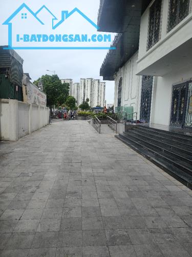 Toà CT1B  Trần Hữu Rực 43m2 tầng4  2.6 tỷ Cầu Diễn Nam Từ Liêm  5 tỷ liên hệ tôi 09831486