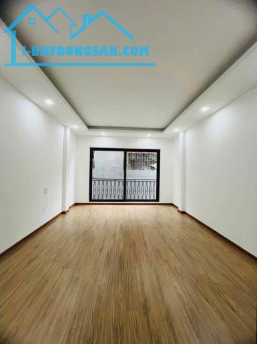 Đống Đa 35m2 x 6 tầng thang máy xây mới. Cách Ô tô hơn 50M. - 2