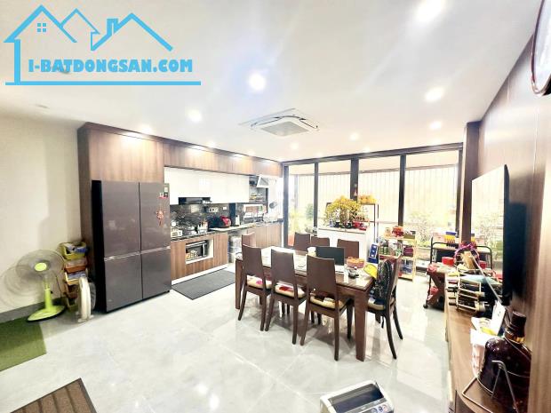 Bán nhà  LẠC LONG QUÂN  oto tránh thangmáy - kinh doanh –văn phòng- 95 M 6tầng 27.2 tỷ - 2