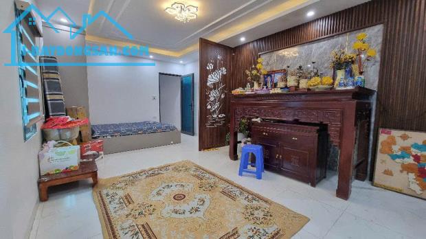 🥰8 TẦNG NỔI, 1 TẦNG HẦM, MẶT ĐƯỜNG QUỐC LỘ 32 - KINH DOANH SẦM UẤT - VỈA HÈ ĐÁ BÓNG - 2