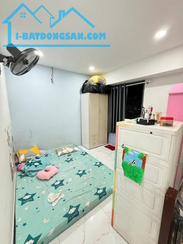 CHỈ 5 TỶ LÀ  CÓ NGAY NHÀ TÂN PHÚ – 3 TẦNG MỚI Ở NGAY - GẦN NGAY CHỢ, BIG C - KHU DÂN TRÍ