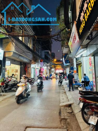 Bán nhà Tôn Thất Tùng 100m2, 4 tầng, lô góc, ô tô, kinh doanh, 30m ra phố, chỉ 23.5 tỷ.