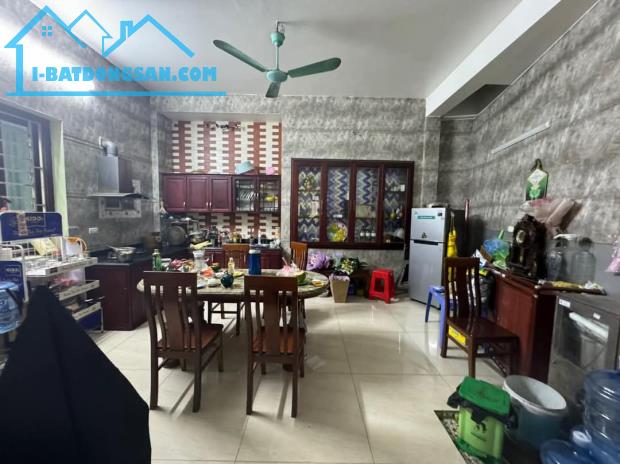 Bán nhà Tôn Thất Tùng 100m2, 4 tầng, lô góc, ô tô, kinh doanh, 30m ra phố, chỉ 23.5 tỷ. - 3