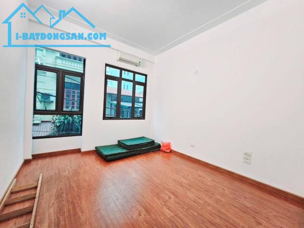 BÁN NHÀ KHÚC THỪA DỤ 50M2X4T, DÂN XÂY, LÔ GÓC,KD, GIÁ 13,2 TỶ CTL - 1