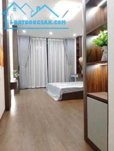NHÀ PHƯƠNG MAI - Ô TÔ THANG MÁY- KINH DOANH DT 44m2 7 tầng Giá 23 tỷ - 2