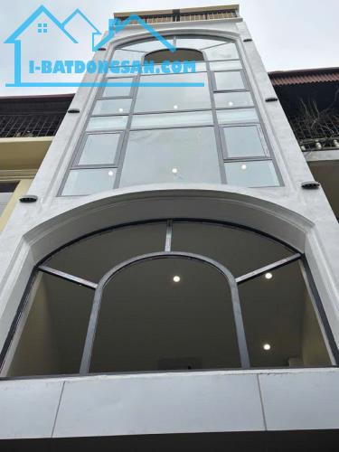 NHÀ PHƯƠNG MAI - Ô TÔ THANG MÁY- KINH DOANH DT 44m2 7 tầng Giá 23 tỷ - 4