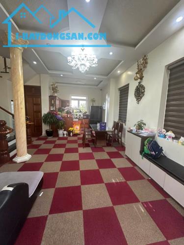BÁN VILLA 7 PHÒNG NGỦ MAI ANH ĐÀO PHƯỜNG 8  ĐÀ LẠT GIÁ 13 TỶ - 4