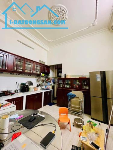 🔥 Bán nhà 2 tầng hẻm 4m đường Hoàng Bật Đạt, DT: 52m2, nhỉnh 4 tỷ - 2