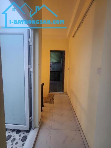 Cần b.án ngay nh.à #Bach_Mai##Bùi_Ngọc_Dương_haibatrung# Nh.à y hình 35m x3 tầng x3 ngủ ch - 3